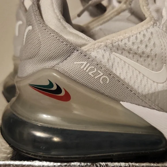 Nike Women's Air Max 270 White and Gray Shoes Size 5.5 - Picture 3 of 8